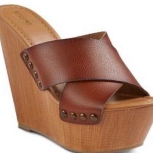 Mossimo Supply Co, Wedges